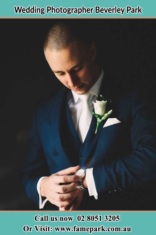 Photo of the Groom checking the time Beverley Park NSW 2207